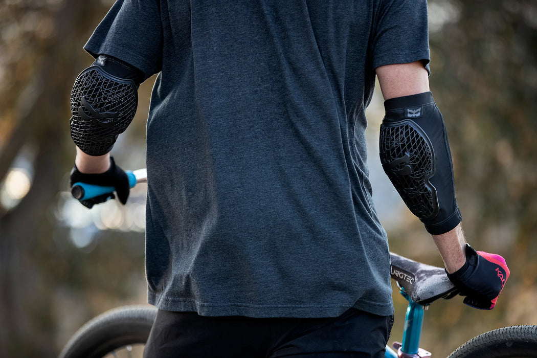 KALI PROTECTIVES Strike Elbow Guards