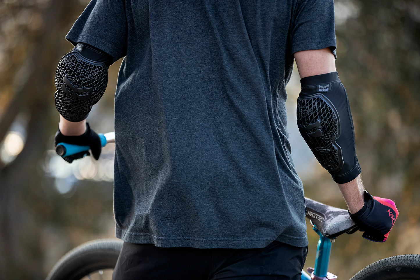 KALI PROTECTIVES Strike Elbow Guards